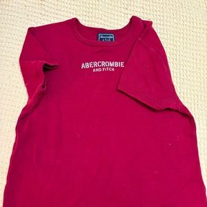 Size small /medium T Shirt , well made in very good condition, color Red